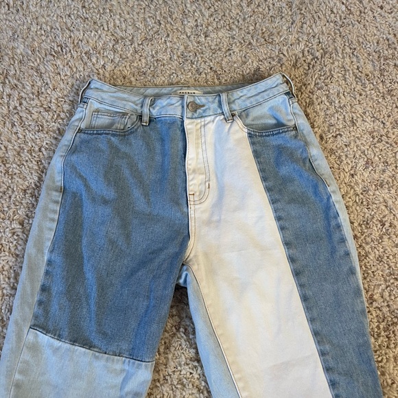 Pacsun Hopper Patch Mom Jeans - Picture 5 of 7